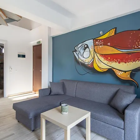 Aparthotel Varka *