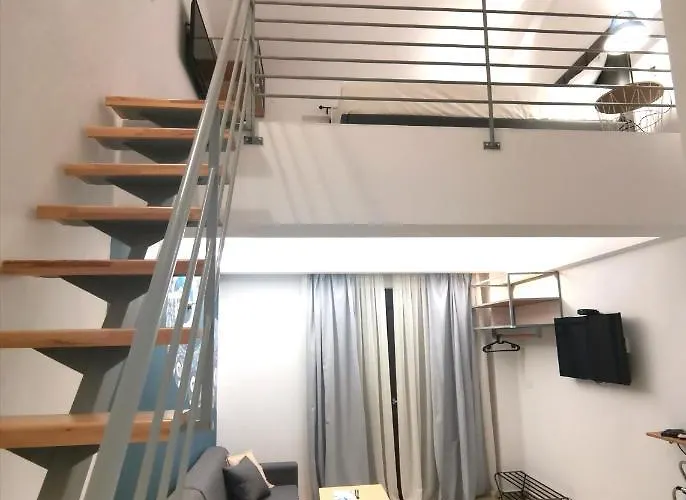 Varka Nikiti (Sithonia)