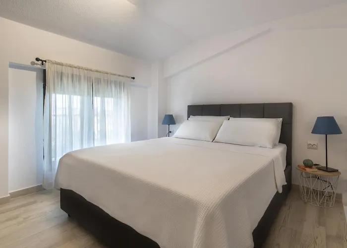 Aparthotel Varka Nikiti (Sithonia)